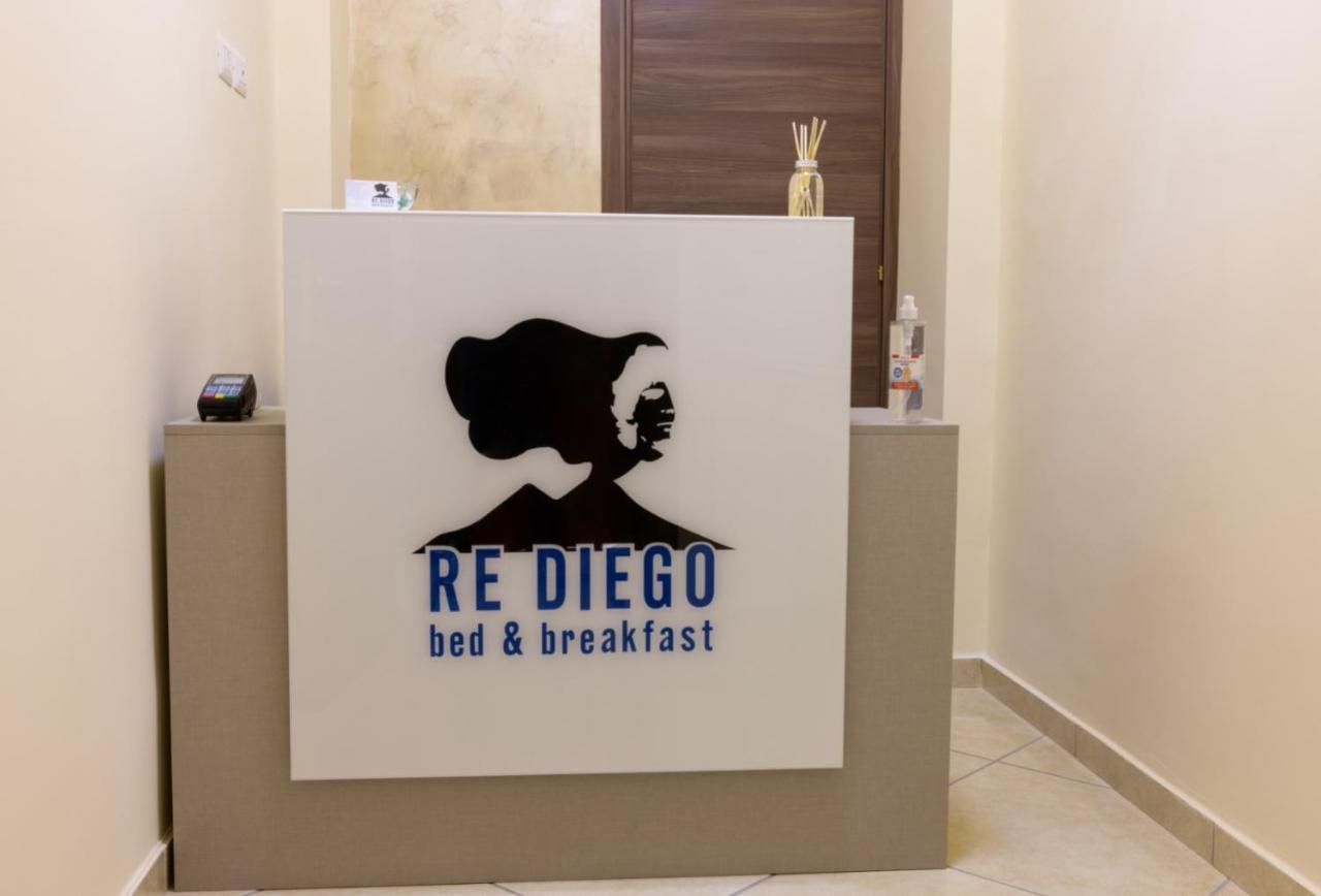 לינה וארוחת בוקר נאפולי Re Diego מראה חיצוני תמונה